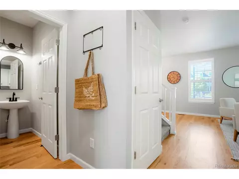 8427 E 35th Ave, Denver, CO 80238 photo 5