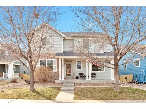 715 Summer Hawk Dr, Longmont, CO 80504