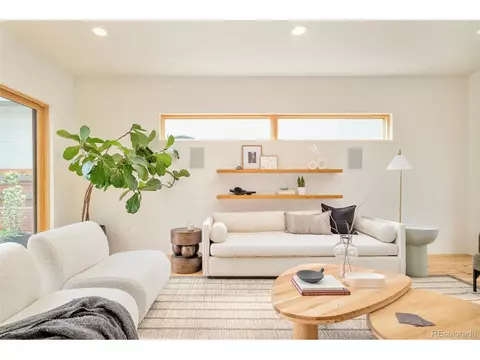 1452 S Washington St, Denver, CO 80210