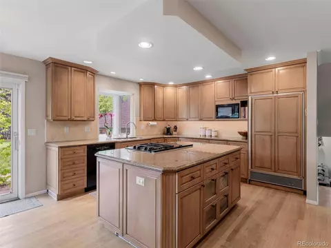 5548 E Mansfield Ave, Denver, CO 80237 photo 6