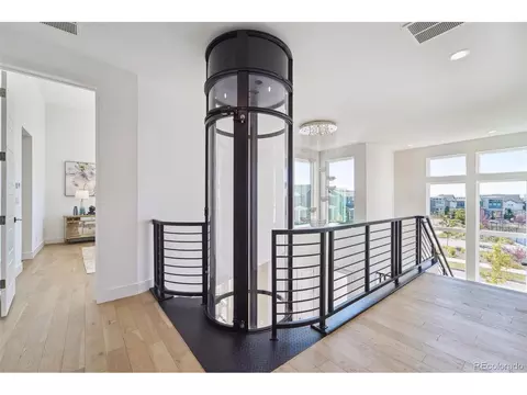 9811 E 63rd Ave, Denver, CO 80238 photo 17