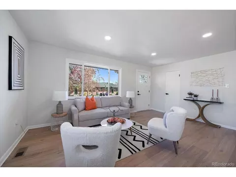 4952 E 9th Ave, Denver, CO 80220 photo 4