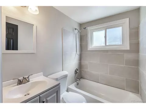 6820 E 75th Pl, Commerce City, CO 80022 photo 8