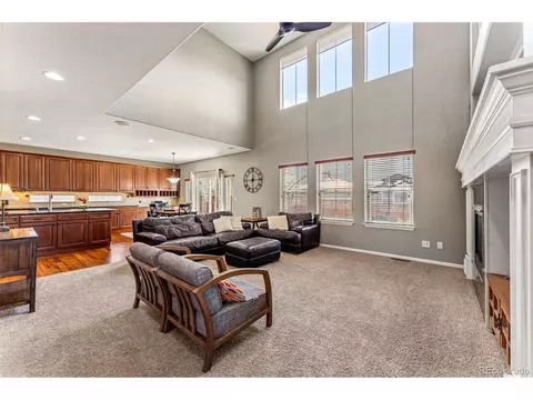 26765 E Peakview Dr, Aurora, CO 80016 photo 2