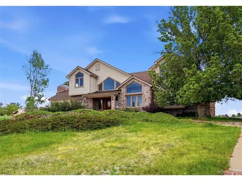7701 S Pitkin Ct, Centennial, CO 80016