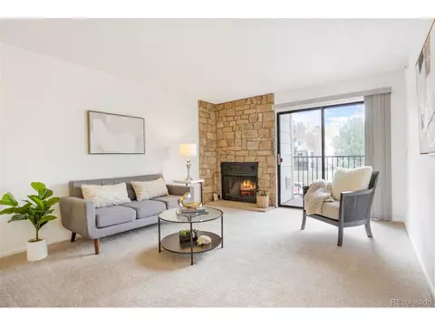 471 S Kalispell Way #204, Aurora, CO 80017