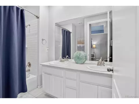 Bath - 7998 E 152nd Dr, Thornton, CO 80602 photo 3 of 5