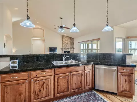 46758 E Harvard Ave, Bennett, CO 80102 photo 12
