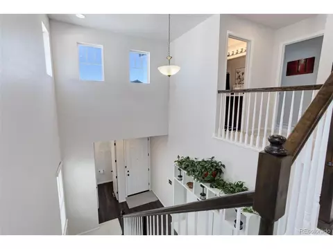 Entry Way - 21056 E Radcliff Pl, Aurora, CO 80015 photo 3 of 4