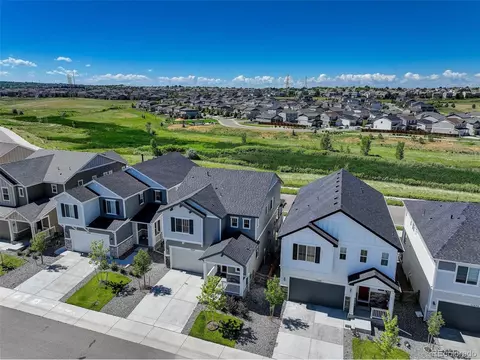 View/Area - 21056 E Radcliff Pl, Aurora, CO 80015 photo 2 of 3