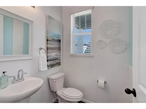 Bath - 21056 E Radcliff Pl, Aurora, CO 80015 photo 1 of 5