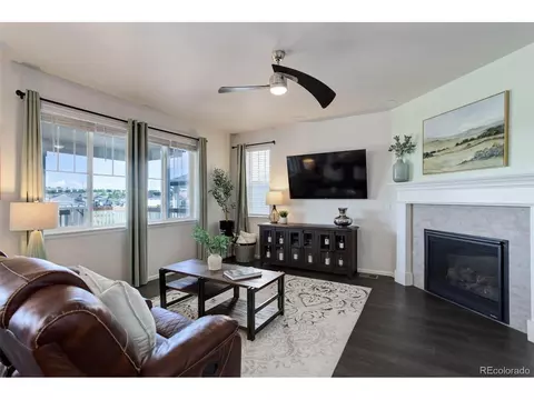 Living - 21056 E Radcliff Pl, Aurora, CO 80015 photo 2 of 4
