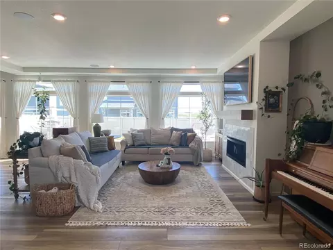 22275 E 45th Ave, Aurora, CO 80019 photo 2