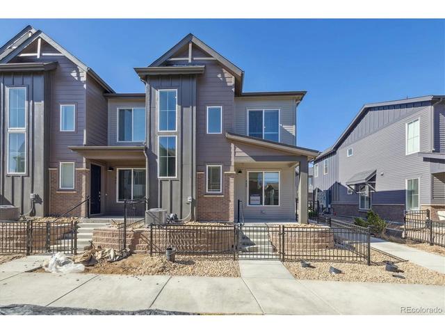468 Millwall Cir, Castle Pines, CO 80108
