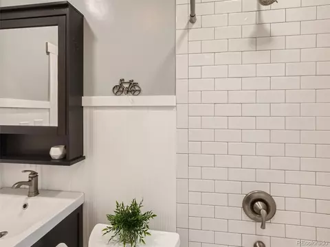 2260 Eudora St, Denver, CO 80207 photo 14