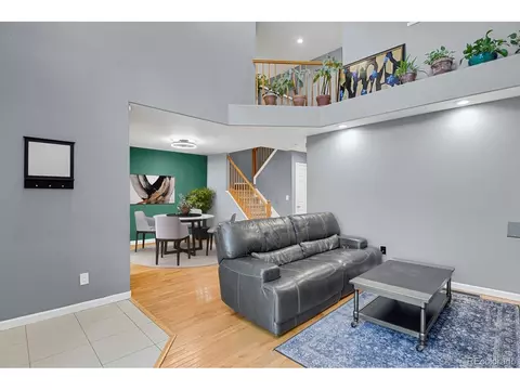 858 S Granby Cir, Aurora, CO 80012