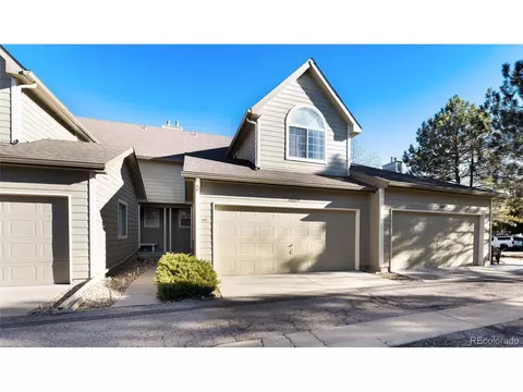 10517 W Maplewood Dr #F, Littleton, CO 80127