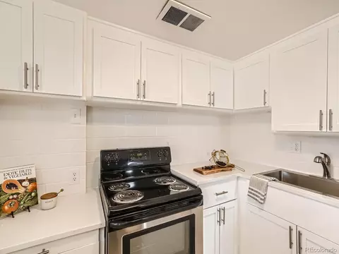 8308 W 53rd Pl, Arvada, CO 80002 photo 6