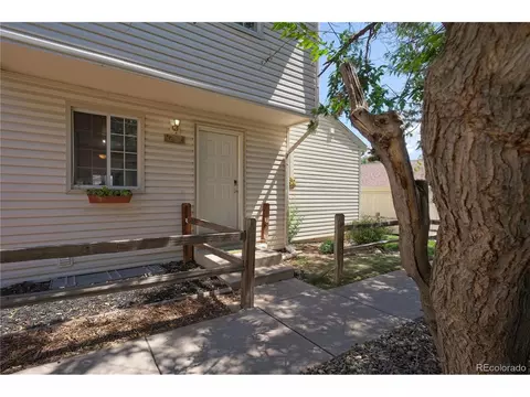 4242 S Mobile Cir #A, Aurora, CO 80013