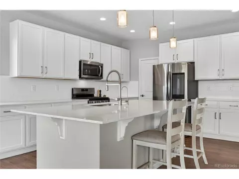 Kitchen - 7160 E 116th Cir, Thornton, CO 80233 photo 4 of 7