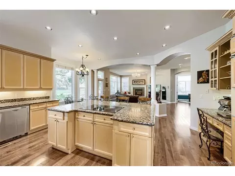 Kitchen - 10140 Longview Dr, Lone Tree, CO 80124 photo 4 of 5