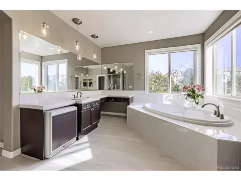 Bath - 10140 Longview Dr, Lone Tree, CO 80124 photo 2 of 6