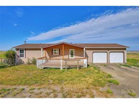 40415 Gold Nugget Dr, Deer Trail, CO 80105