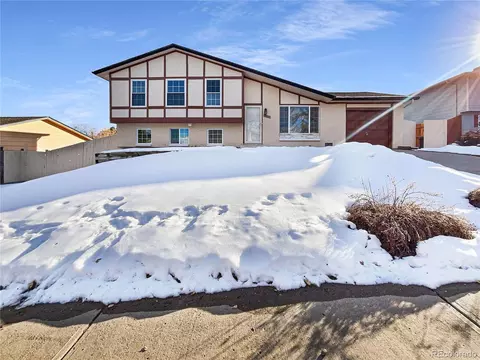 10114 W Keene Pl, Lakewood, CO 80235