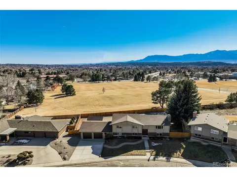 5210 Borrego Dr, Colorado Springs, CO 80918