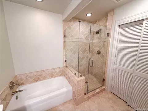 Bath - 2145 E Columbia Pl, Denver, CO 80210 photo 3 of 4