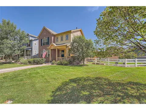 1378 S Duquesne Ct, Aurora, CO 80018