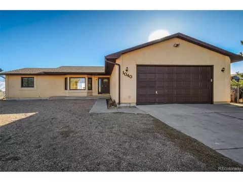 1040 W Broken Dr, Pueblo, CO 81007