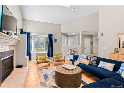 2207 E Nichols Dr, Centennial, CO 80122 photo 3