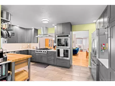 2207 E Nichols Dr, Centennial, CO 80122 photo 6