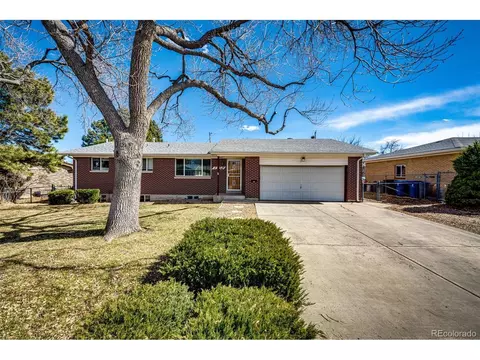 1302 S Cape Way, Lakewood, CO 80232