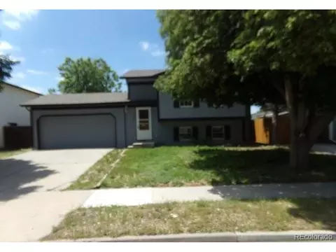 1889 S Flanders Way, Aurora, CO 80017