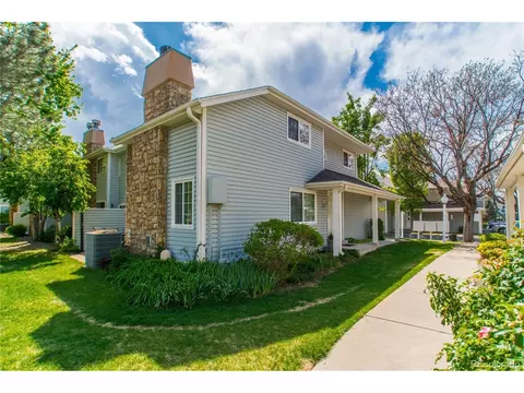 12420 E Pacific Cir #A, Aurora, CO 80014