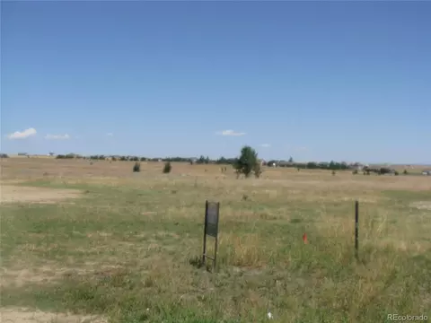 993 Pinehurst Ct, Bennett, CO 80102 photo 2