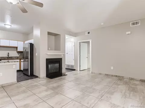 18345 E Flora Dr #A, Aurora, CO 80013 photo 2