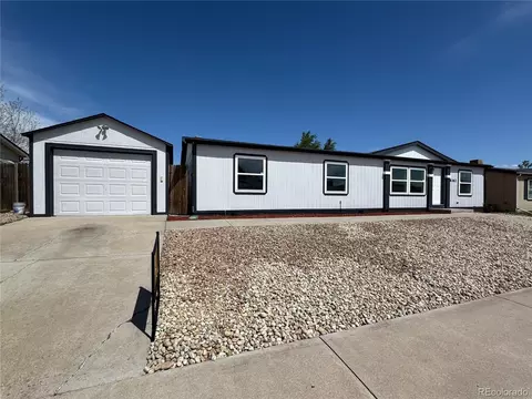 8362 Jasmine St, Commerce City, CO 80022