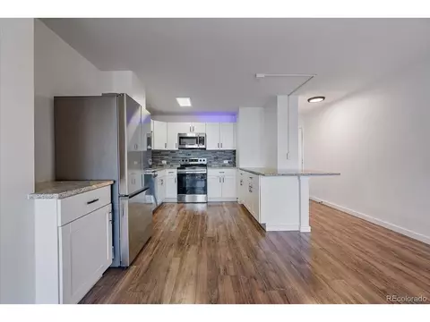 Kitchen - 888 N Logan St #4F, Denver, CO 80203 photo 2 of 3