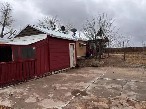 43951 Undercliffe Rd, Avondale, CO 81022