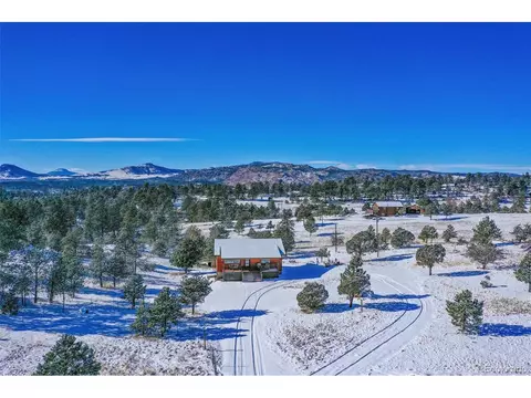 437 Chateau Vista Dr, Florissant, CO 80816