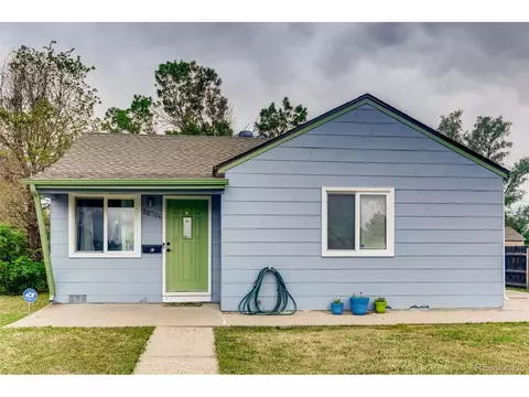 11622 E 7th Ave, Aurora, CO 80010 photo 1