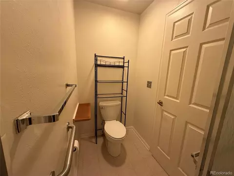 Bath - 13922 E Linvale Pl, Aurora, CO 80014 photo 3 of 6