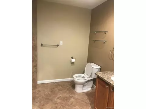 230 E Highline Cir #203, Centennial, CO 80122 photo 11