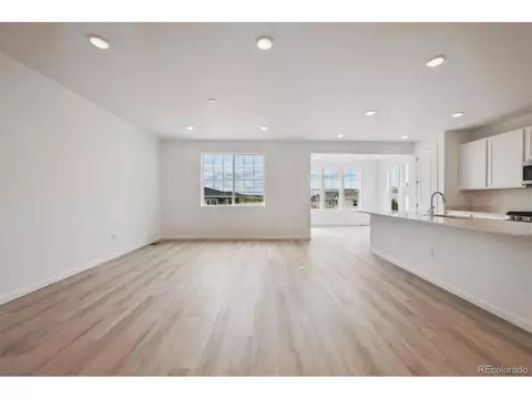 24740 E 39th Ave, Aurora, CO 80019 photo 9
