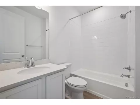 24740 E 39th Ave, Aurora, CO 80019 photo 6
