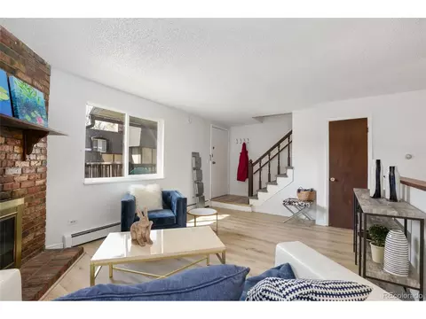 8060 W 9th Ave #204, Lakewood, CO 80214