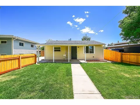 6760 Bellaire St, Commerce City, CO 80022